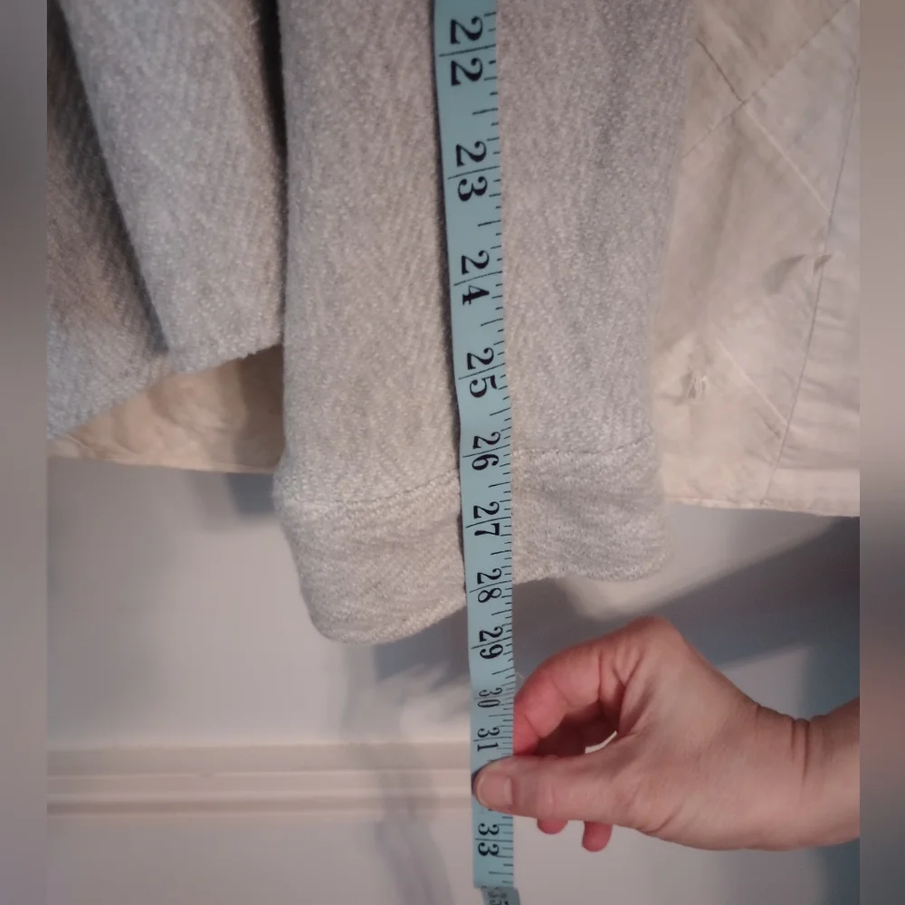 Mutual Weave knit button-down shirt/jacket - Picture 3 of 5